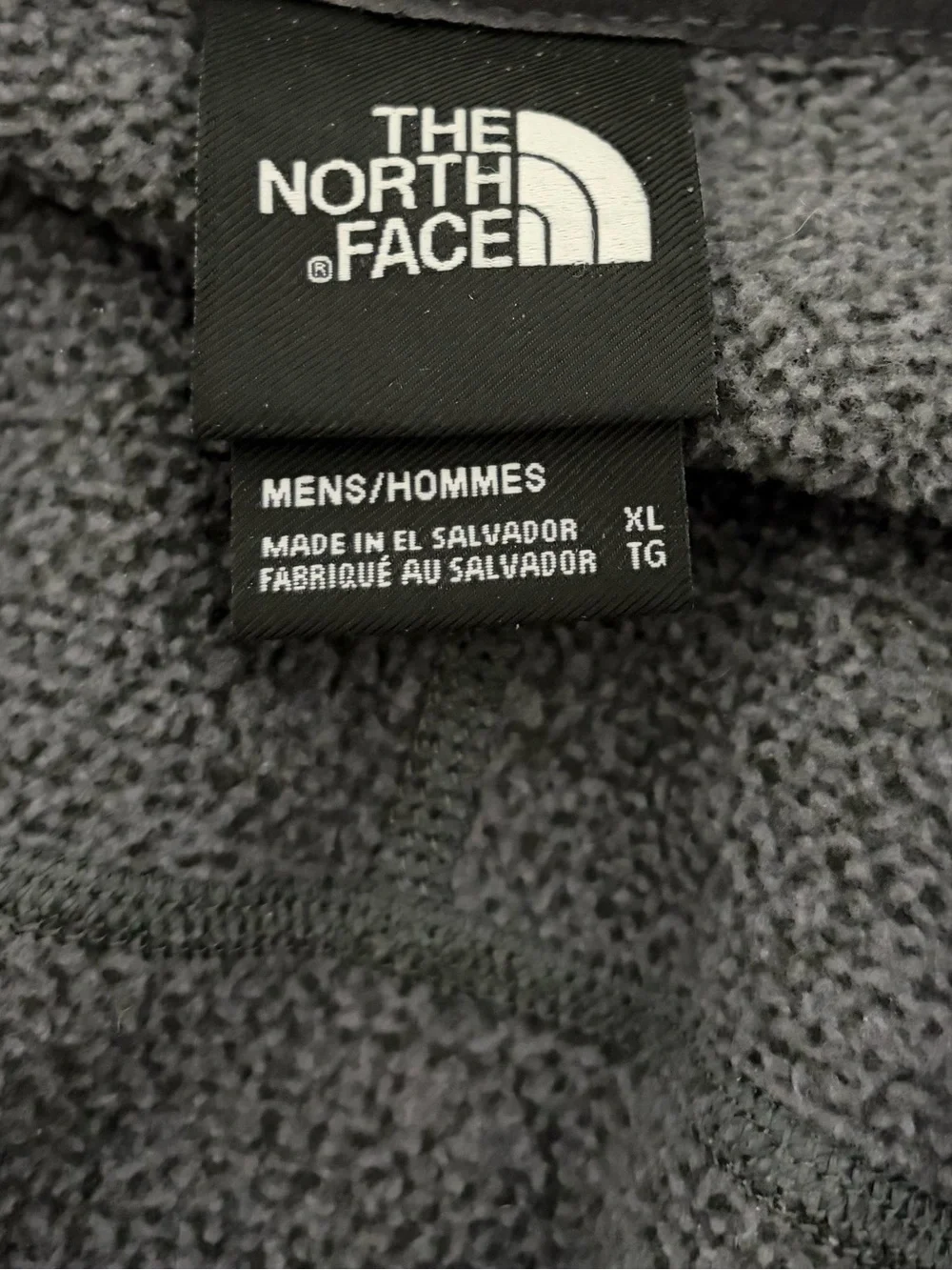 The North Face Men’s Charcoal Gray Half-Zip Fleece Pullover